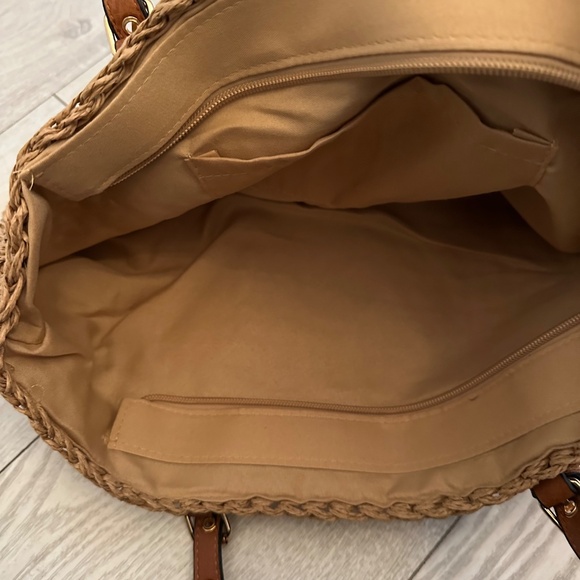 Prada Straw Tote Bag - Picture 6 of 6